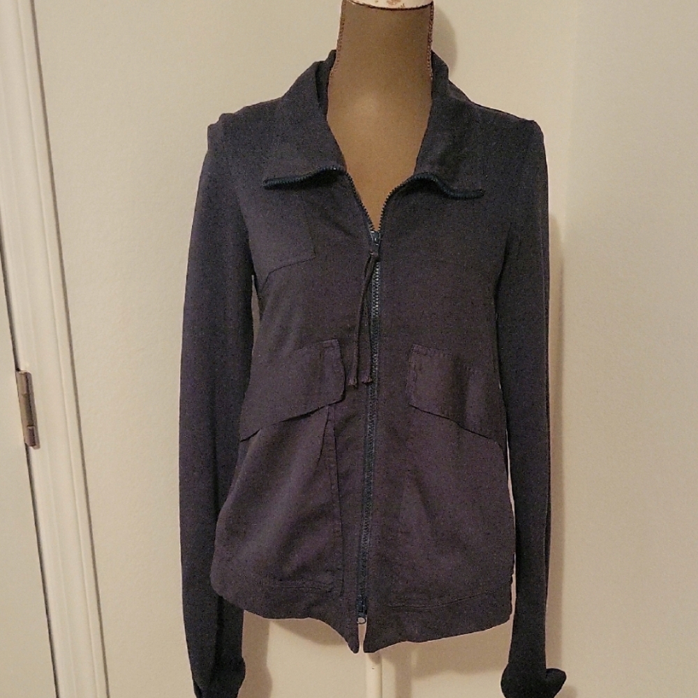 Prairie Underground green sweatshirt